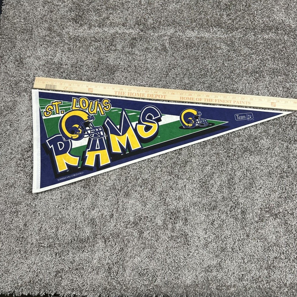 VTG St. Louis Rams NFL Football Felt Pennant Full Size 36 In Decor